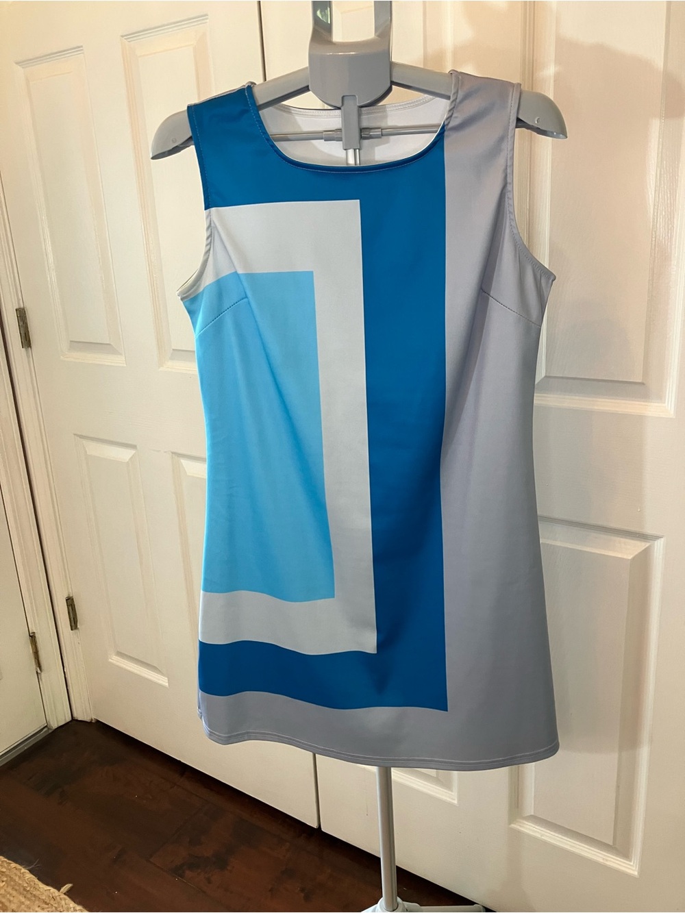 Sleeveless Geometric Shift Dress in Blue and Gray